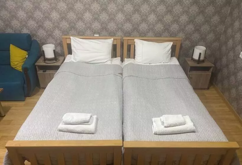 پانسیون Hillside Guesthouse
