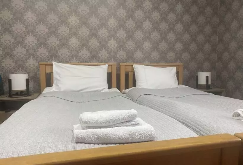 پانسیون Hillside Guesthouse