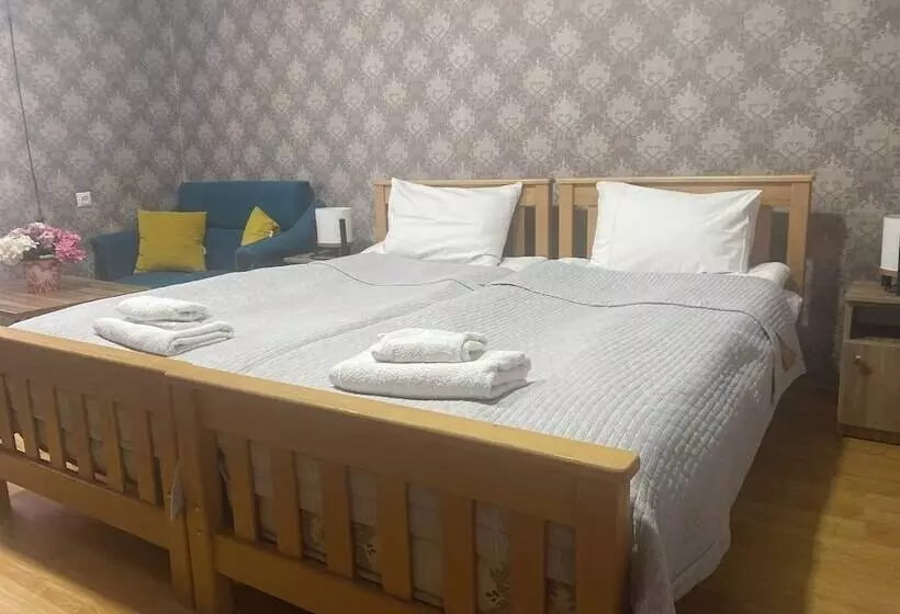 پانسیون Hillside Guesthouse