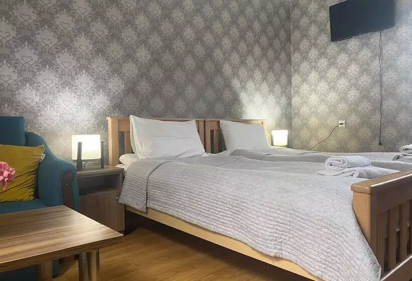 پانسیون Hillside Guesthouse