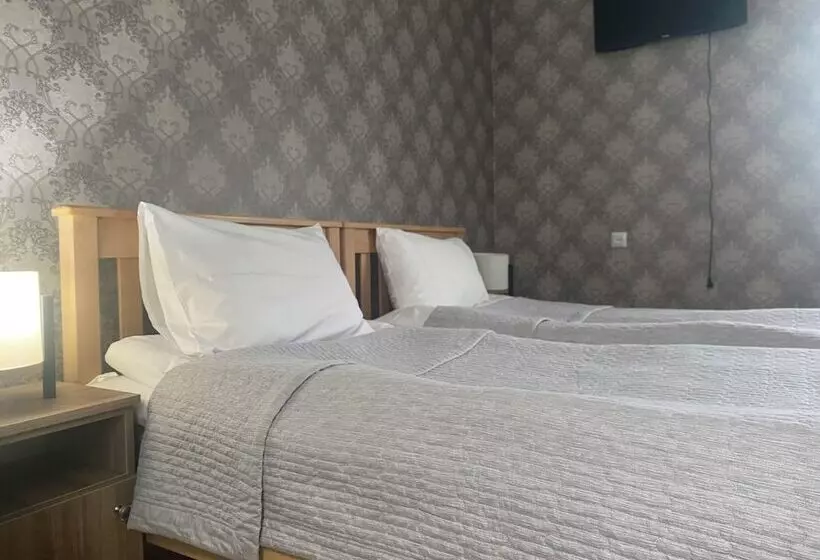 پانسیون Hillside Guesthouse