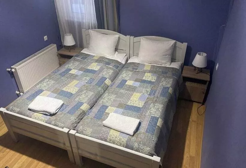 پانسیون Hillside Guesthouse