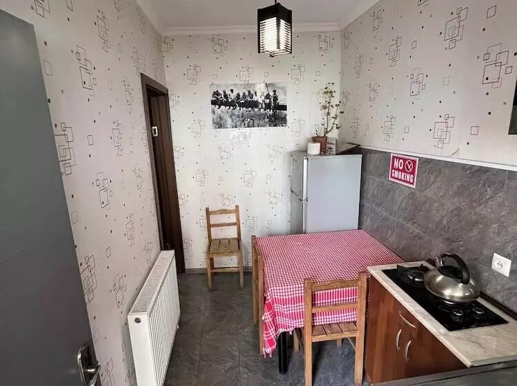 پانسیون Hillside Guesthouse