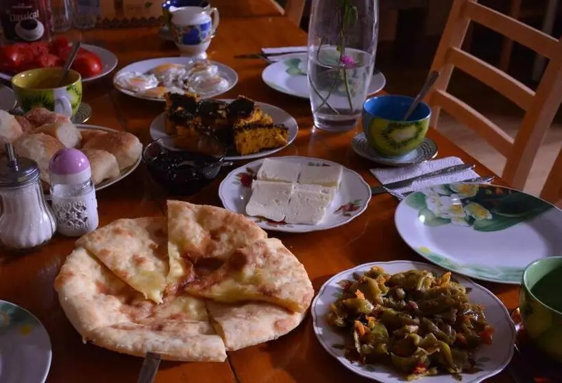 پانسیون House In Mestia