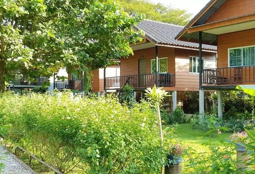 ペンション Pasanchai Bungalow