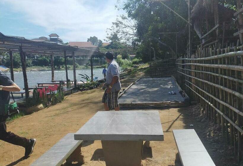 بنسيون Pasanchai Bungalow