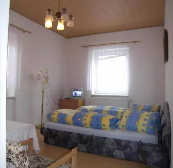 Majatalo Penzion U Antonickova Pramene