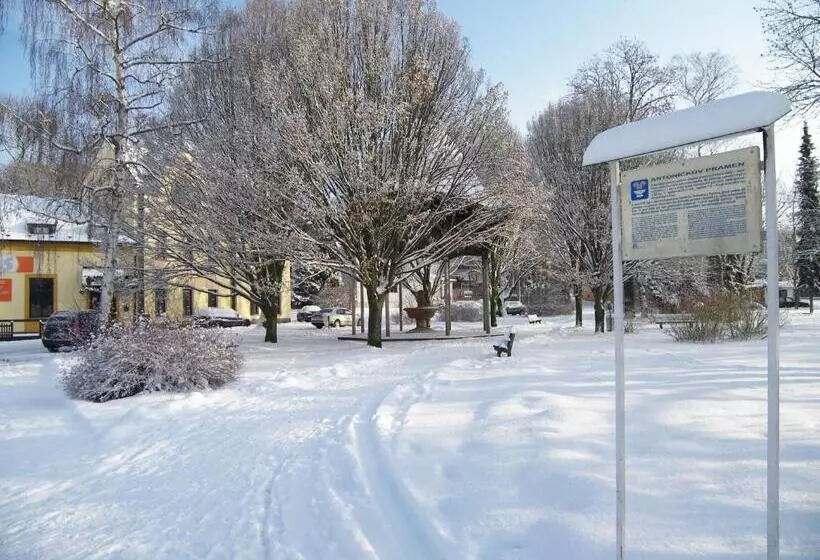 Majatalo Penzion U Antonickova Pramene