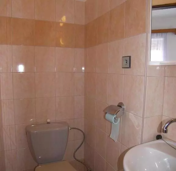 Majatalo Penzion U Antonickova Pramene