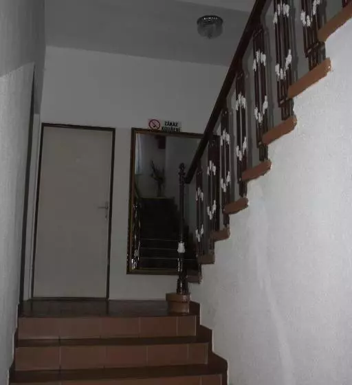 Majatalo Penzion U Antonickova Pramene