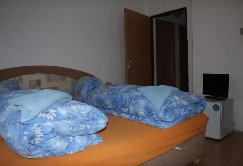 Majatalo Penzion U Antonickova Pramene