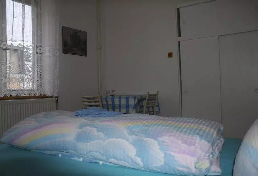 Majatalo Penzion U Antonickova Pramene