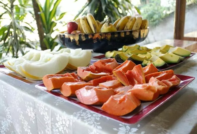 Majatalo Pousada Doce Mel