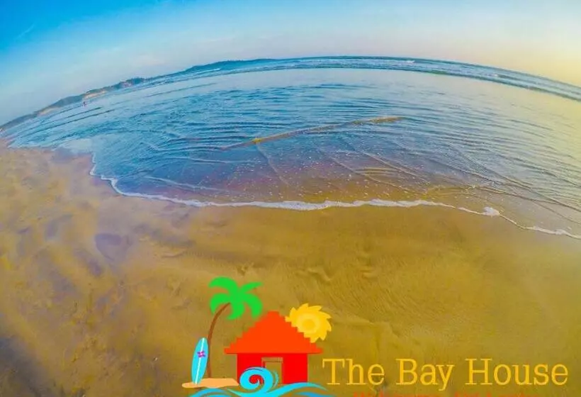 پانسیون The Bay House
