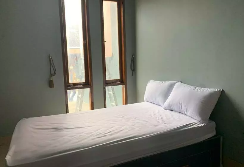 Retkeilymaja Penginapan Citra