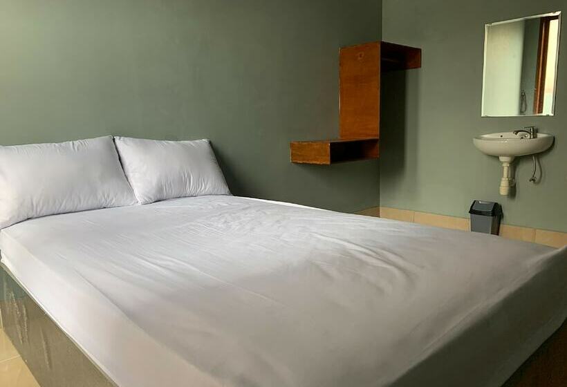 فندق صغير Penginapan Citra