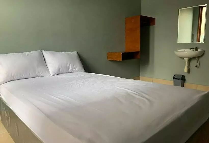 Retkeilymaja Penginapan Citra