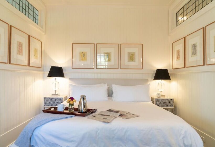 Bed and Breakfast The Reform Club