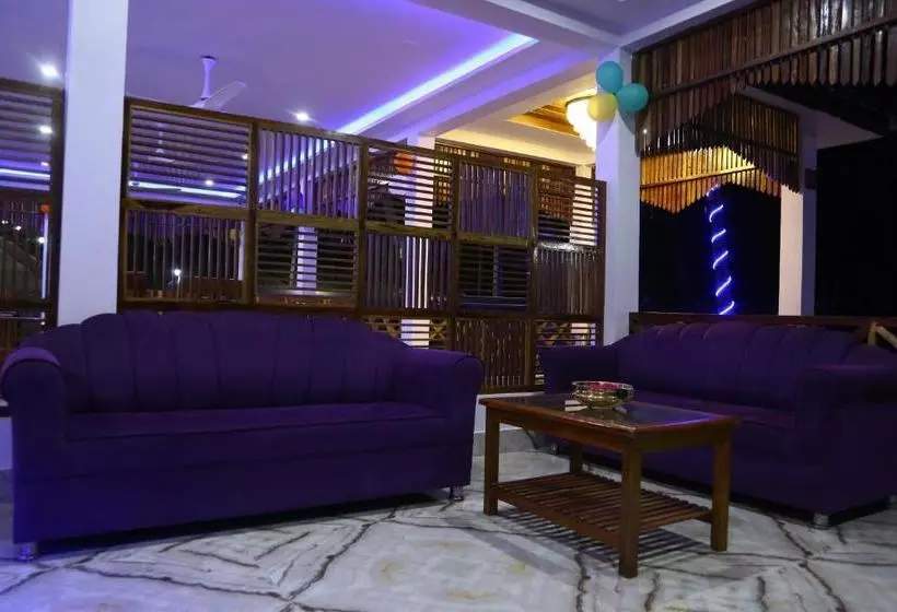 Hotelli Laxmi Continental Resort