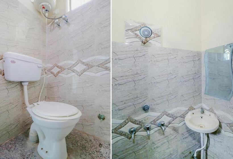 호텔 Oyo 76456  Noida Hub 2