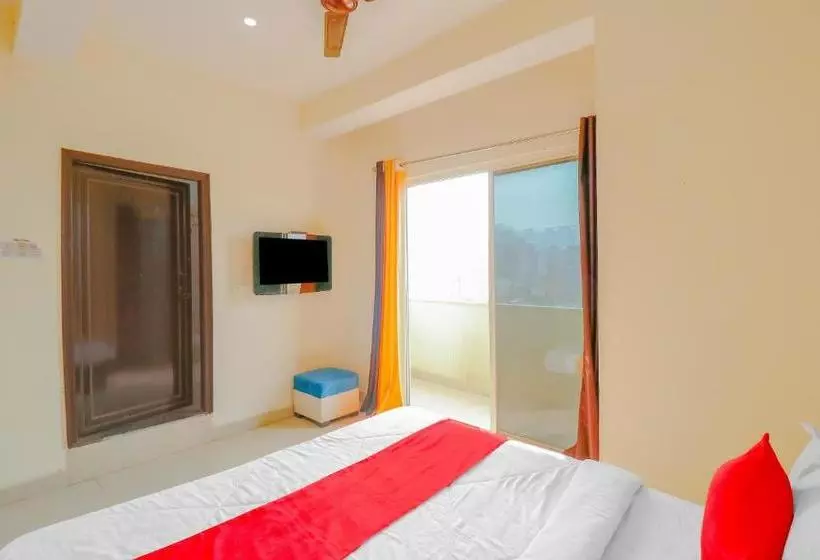 Hotelli Oyo 76456  Noida Hub 2