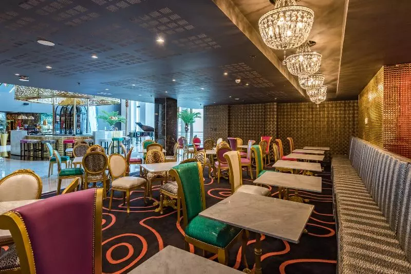 ホテル Sky, Sandton