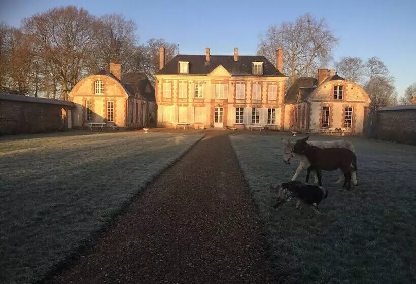 Majatalo Rouge Maison