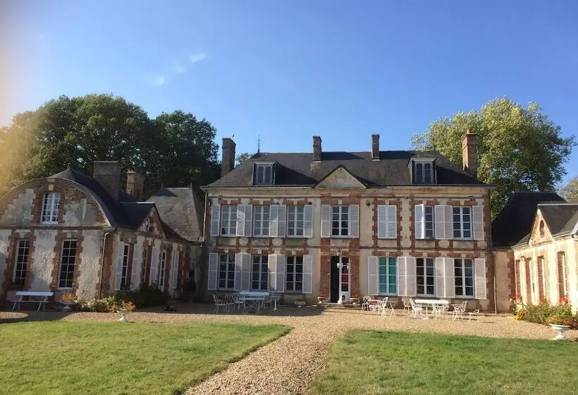 Majatalo Rouge Maison