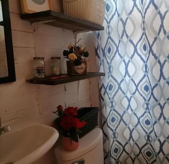 هاستل Posada Chikiluky Bar