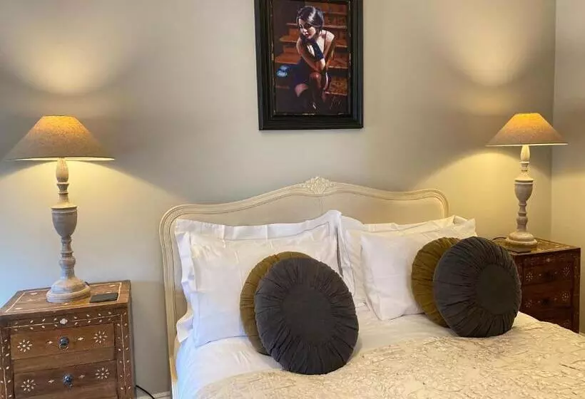 Bed and Breakfast No 22