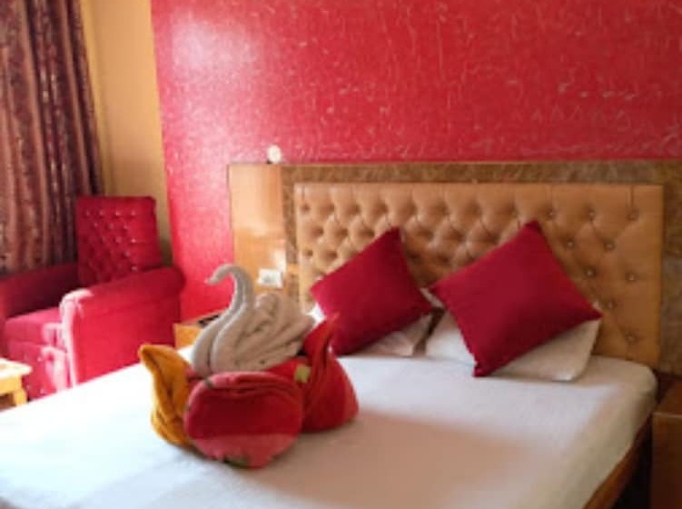 בית מלון כפרי Goroomgo King Palace Shimla