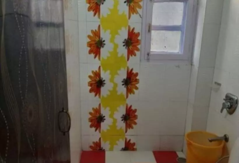 ホテル Goroomgo King Palace Shimla