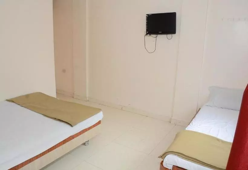 Hotelli Dwarka Nilayam