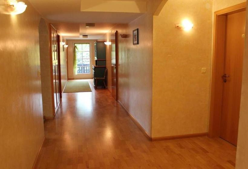 호텔 Gasthaus Zur Linde