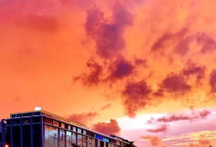 Harper Boutique Hotel At Sutera Avenue