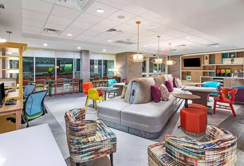 Hotelli Home2 Suites By Hilton Midland East