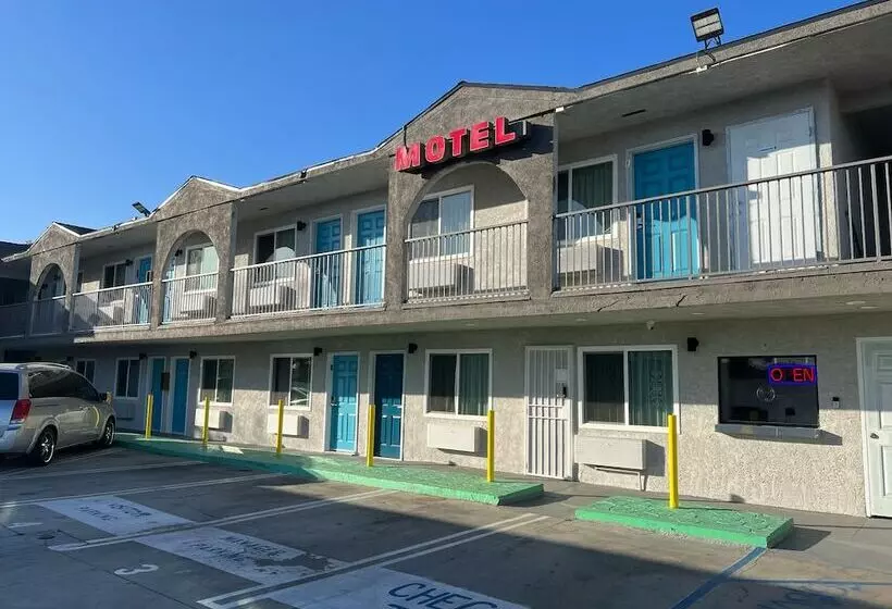 ホテル Palm Inn
