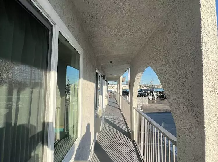 ホテル Palm Inn