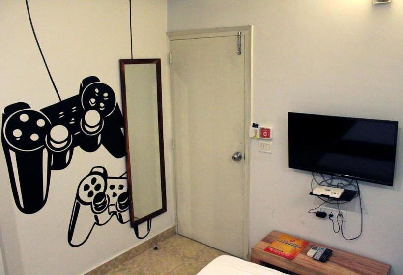 فندق Deluxe Stay Inn