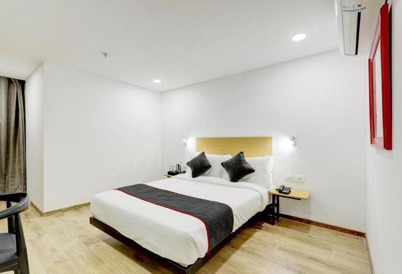 בית מלון כפרי Super Townhouse Rajyash Rise