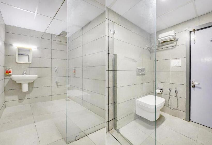 בית מלון כפרי Super Townhouse Rajyash Rise