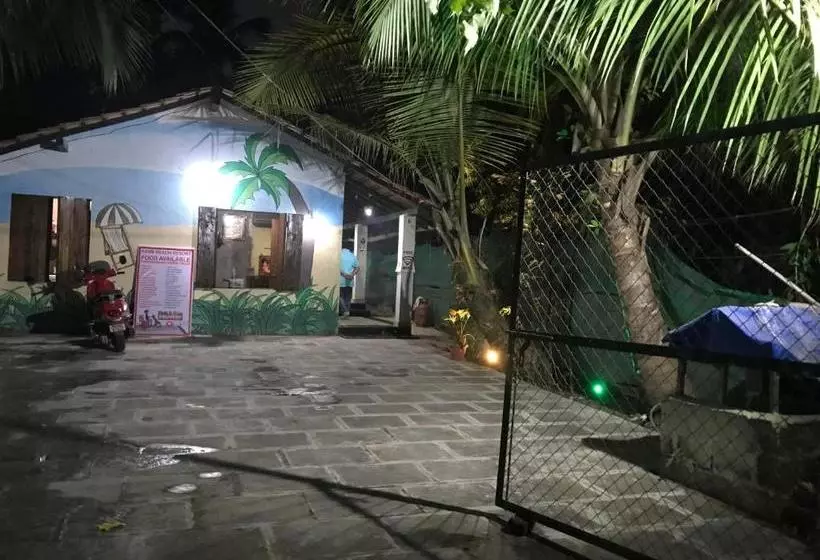 リゾートホテル Visava Cottages Kihim Beach