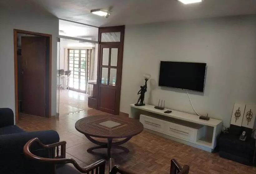 Majatalo Pousada Falls Park