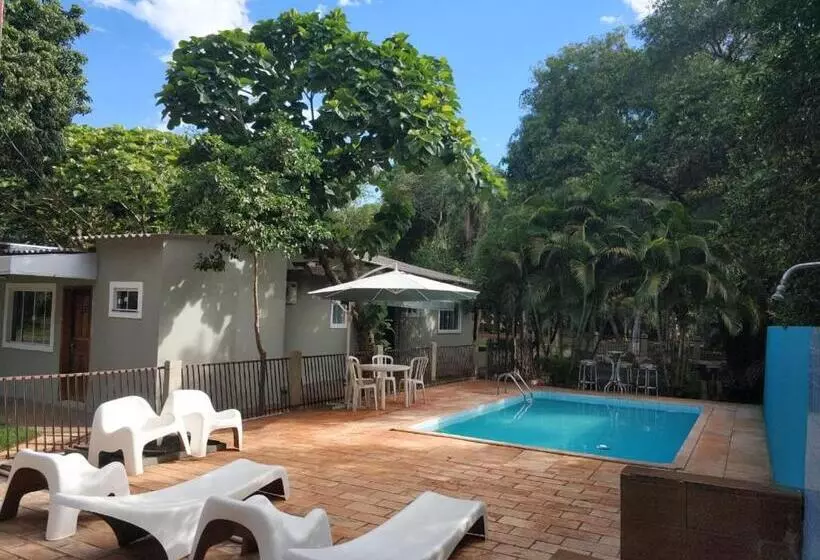 Majatalo Pousada Falls Park