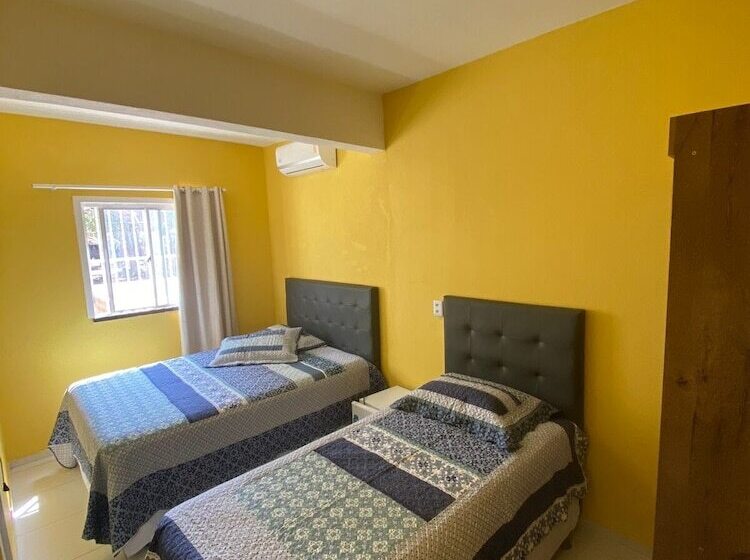 פנסיון Pousada Vitoria