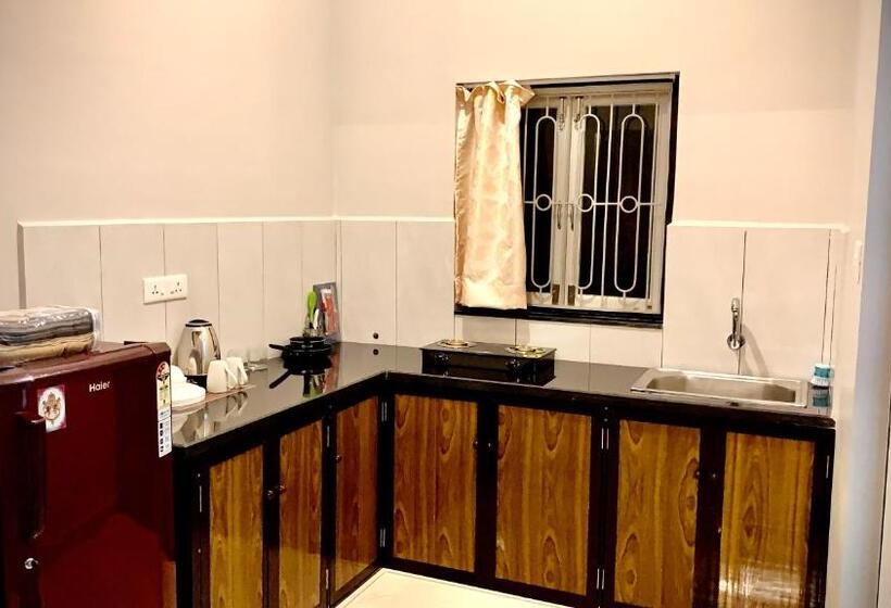 پانسیون Stan Inn, North Goa, Vagator, With Strong Wifi,free Private Parking & Kitchen, Can Cook Where You St