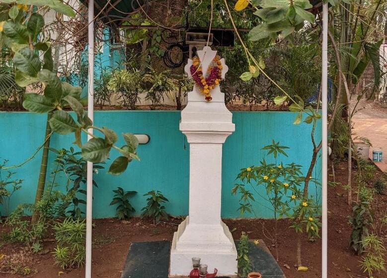 پانسیون Stan Inn, North Goa, Vagator, With Strong Wifi,free Private Parking & Kitchen, Can Cook Where You St