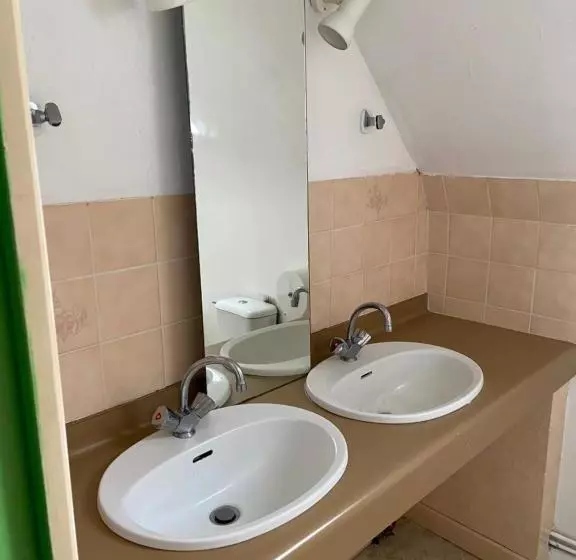 ベッドアンドブレックファースト Restaurant Le Mange Disque