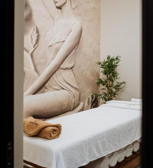 هتل Barcode Wellness & Spa