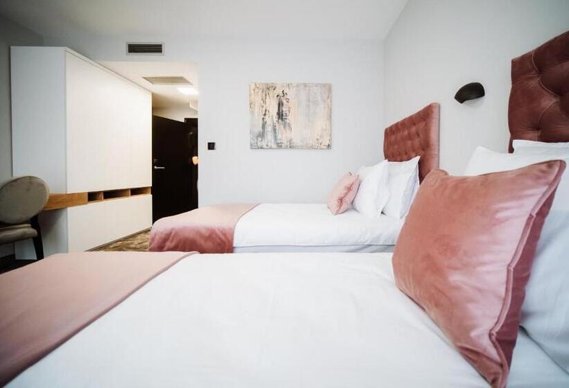 هتل Barcode Wellness & Spa